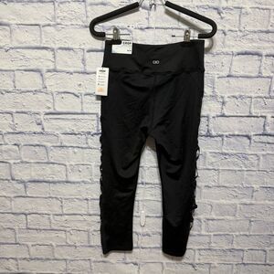 Nwt infinite performance crop legging cross cross mesh sides